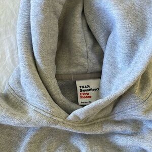 Aritzia TNA Perfect fit hoodie